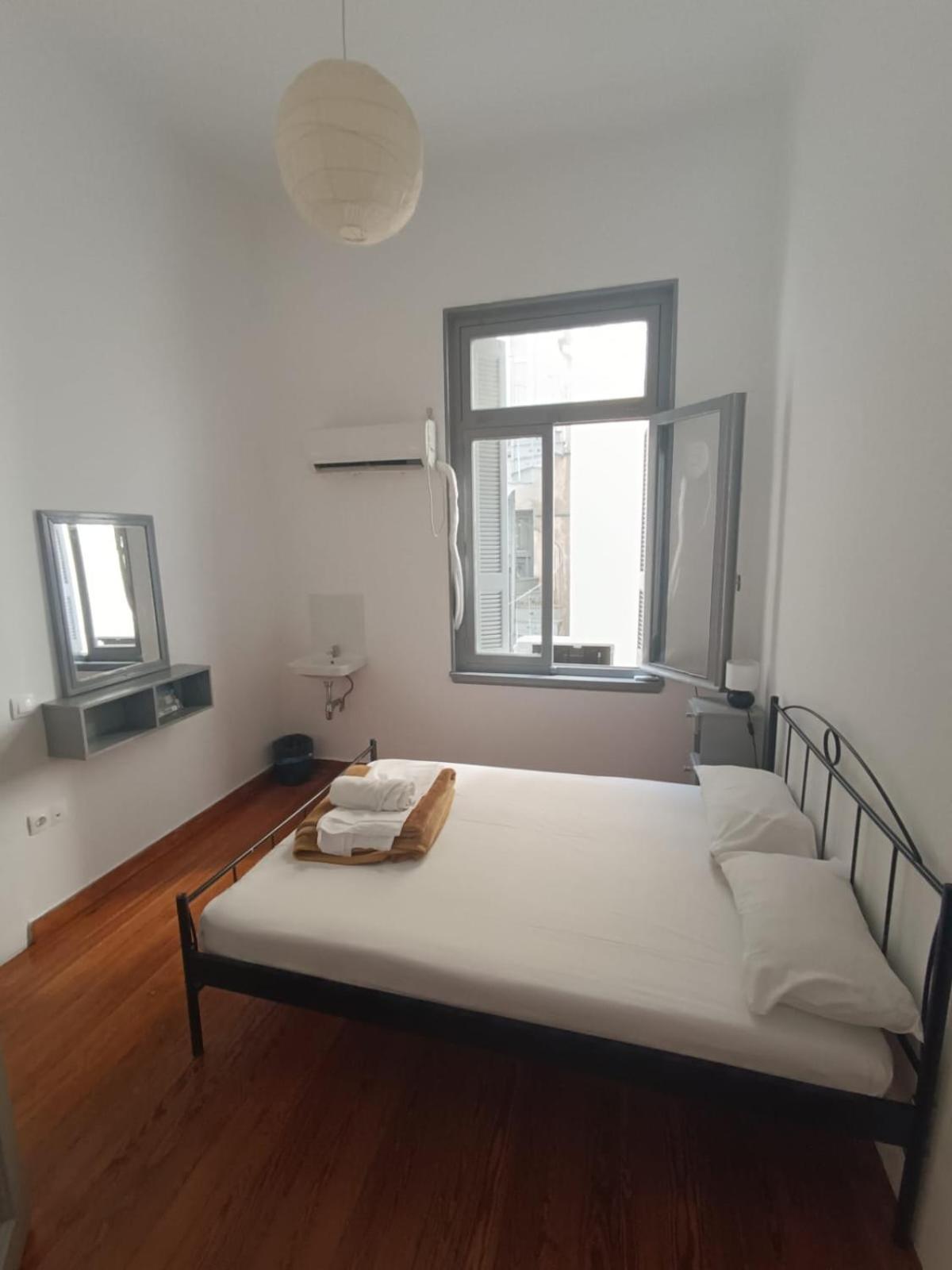 Dioskouros Hostel Athens Luaran gambar